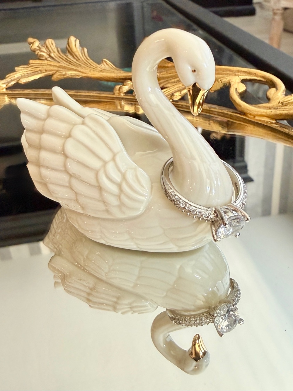 Vintage Lenox Swan Cake Topper Name Card Holder